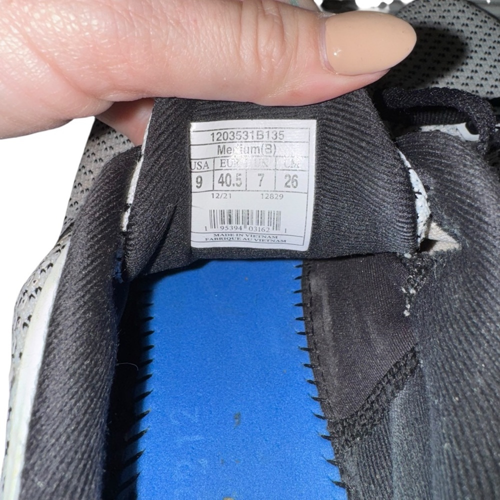Brooks Adrenaline GTS 22 Women’s Running Shoes Size 9 Gray Black Stability - Picture 10 of 10